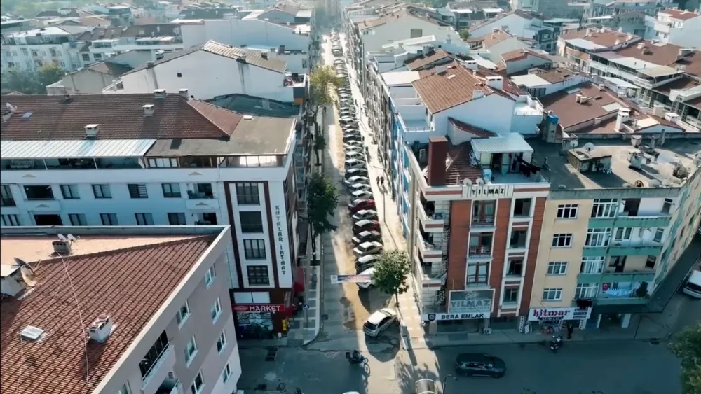  İstiklal Caddesi Trafiğe Açıldı