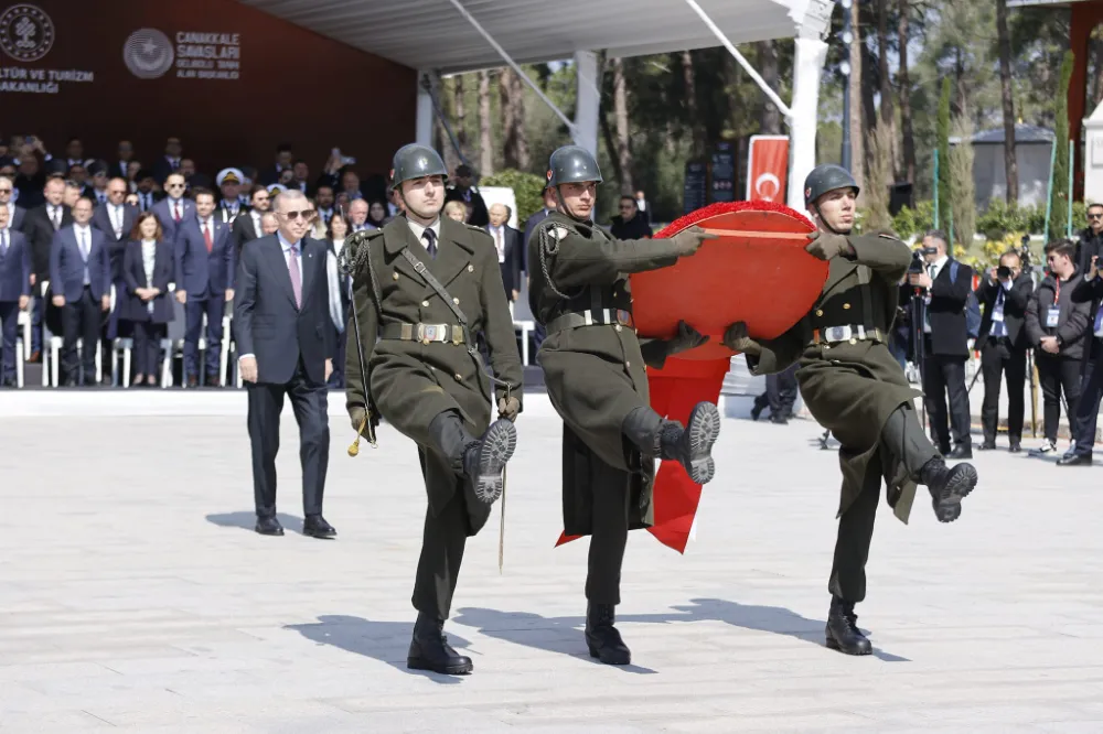 18 MART ŞEHİTLERİ ANMA GÜNÜ VE ÇANAKKALE DENİZ ZAFERİ KUTLANDI